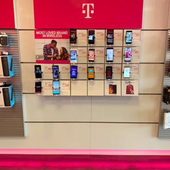 T-Mobile - Mobile Phones Near Me - Phoenix, Arizona