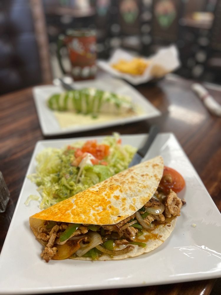 EL NUEVO TEQUILA MEXICAN RESTAURANT Updated October 2024 41 Photos