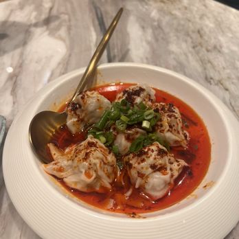 Supreme Dumplings - Spicy pork wonton - Shanghainese Near Me - Honolulu, Hawaii Supreme Dumplings - Spicy pork wonton - Shanghainese Near Me - Honolulu, Hawaii
