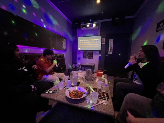 GoGo Karaoke by null