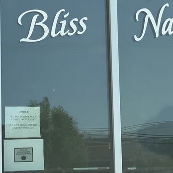 Bliss Nail Spa - Close on Tuesdays - Nail Salons Near Me - Quartz Hill, California