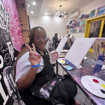 Paint N Pour - Paint & Sip Near Me - New York, New York Paint N Pour - Paint & Sip Near Me - New York, New York