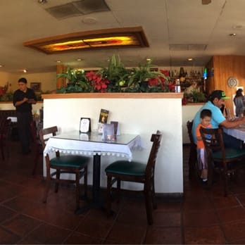 Lienzo Charro - Panoramic view of the restaurant from forefront window booth. - Mexican Near Me - Poway, California