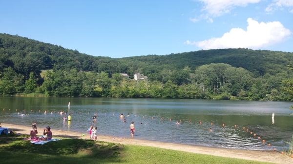 Lake Waramaug State Park Campground by null