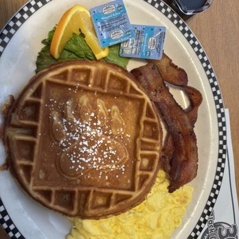 Black Bear Diner Porterville - Custom breakfast. The syrup is maple, good stuff. Bacon cooked perfectly. Yum! - Diners Near Me - Porterville, California