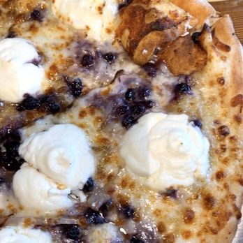 Brickyard Hollow Brewing Company - Blueberry pizza - Pizza Near Me - Freeport, Maine
