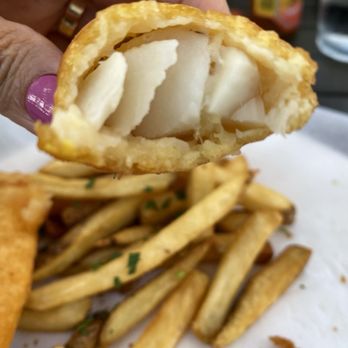 foothill - Absolutely delicious Fish & Chips - New American Near Me - Pasadena, California