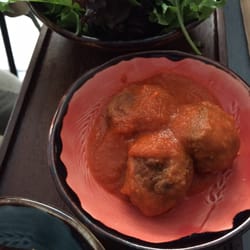Loung3 - Lamb meatballs with tomato sauce