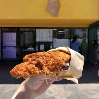 Daybird - Now THAT'S a chicken sandwich! - Chicken Shop Near Me - Los Angeles, California Daybird - Now THAT'S a chicken sandwich! - Chicken Shop Near Me - Los Angeles, California