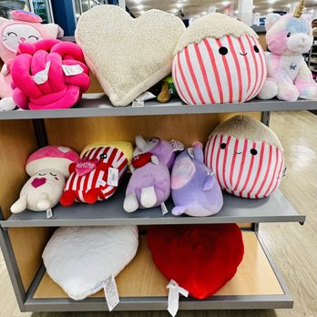 Marshalls - Valentine's Day gifts - Women's Clothing Near Me - Honolulu, Hawaii Marshalls - Valentine's Day gifts - Women's Clothing Near Me - Honolulu, Hawaii