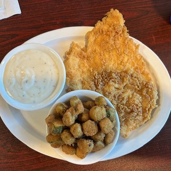 Daily Brunch Cafe - Chicken Fried Chicken! - Seafood Near Me - Adair, Oklahoma