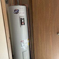 Walter's Electric, Plumbing, Heating & AC - Electric water heater