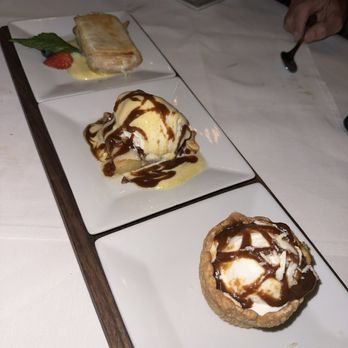 Flight Restaurant and Wine Bar - Dessert Wine Flight - Wine Bars Near Me - Memphis, Tennessee