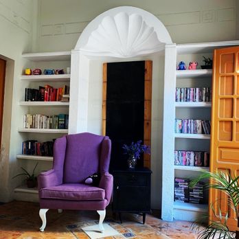 punto artkaico - Reading area, book swap, DVD swap - Breakfast & Brunch Near Me - Guadalajara, JAL punto artkaico - Reading area, book swap, DVD swap - Breakfast & Brunch Near Me - Guadalajara, JAL