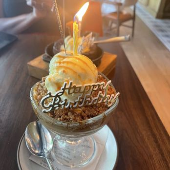 Yardbird - Apple pie - Southern Near Me - Dallas, Texas