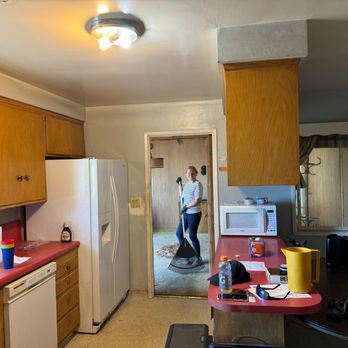 Bright Idea Electric - Old kitchen - Electricians Near Me