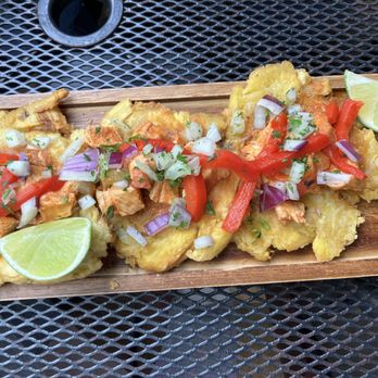 El Pub - tostones rellenos - Cuban Near Me - Miami, Florida