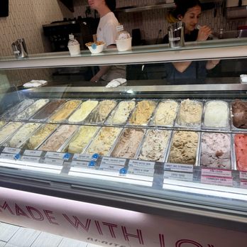 Bi-Rite Creamery - Inside - Ice Cream & Frozen Yogurt Near Me - San Francisco, California Bi-Rite Creamery - Inside - Ice Cream & Frozen Yogurt Near Me - San Francisco, California