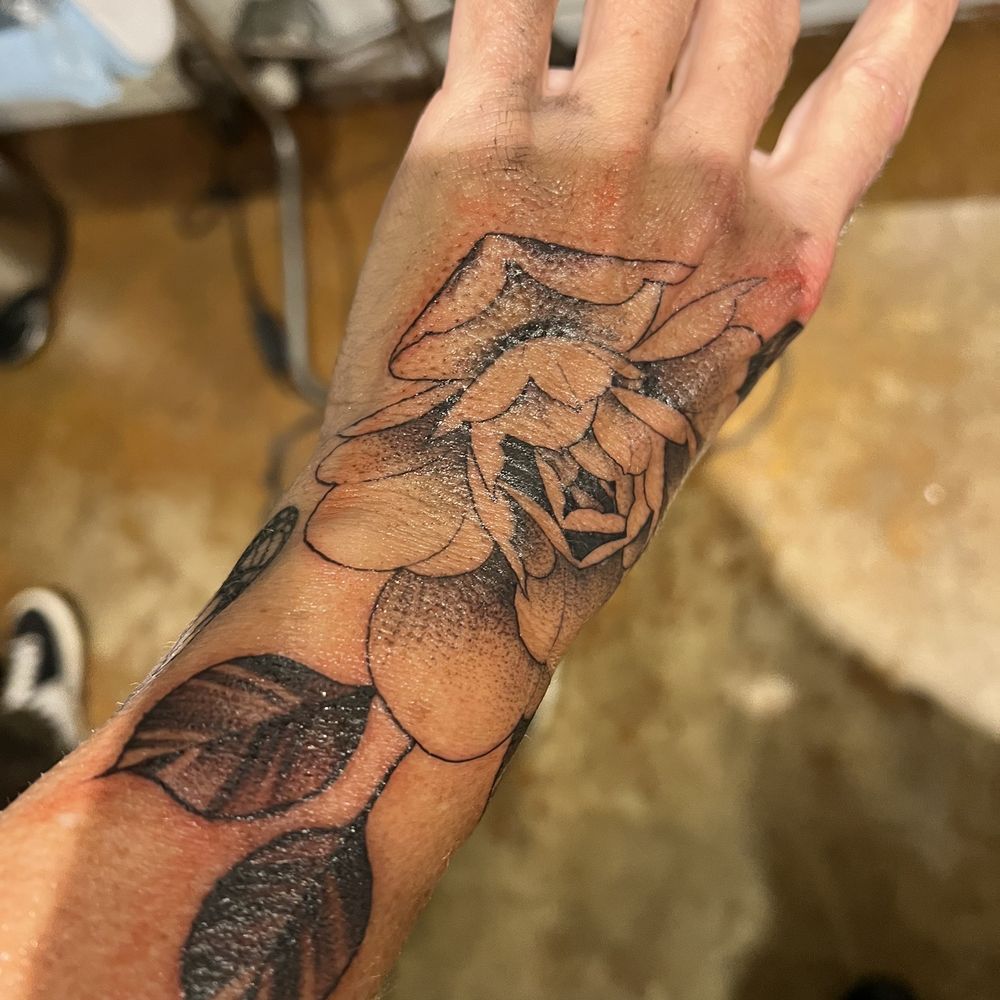 Hi-Fi - This is INSANELY gorgeous. I'm obsessed - Tattoo Near Me - Portland, Oregon