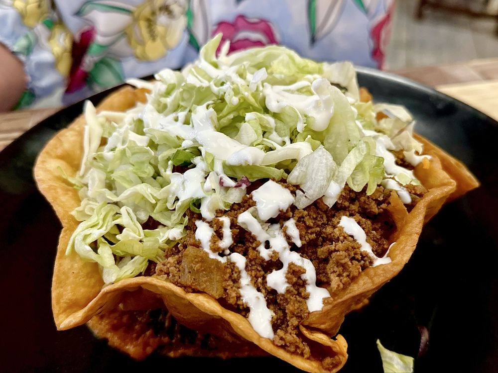 Plaza Del Mariachi Logo