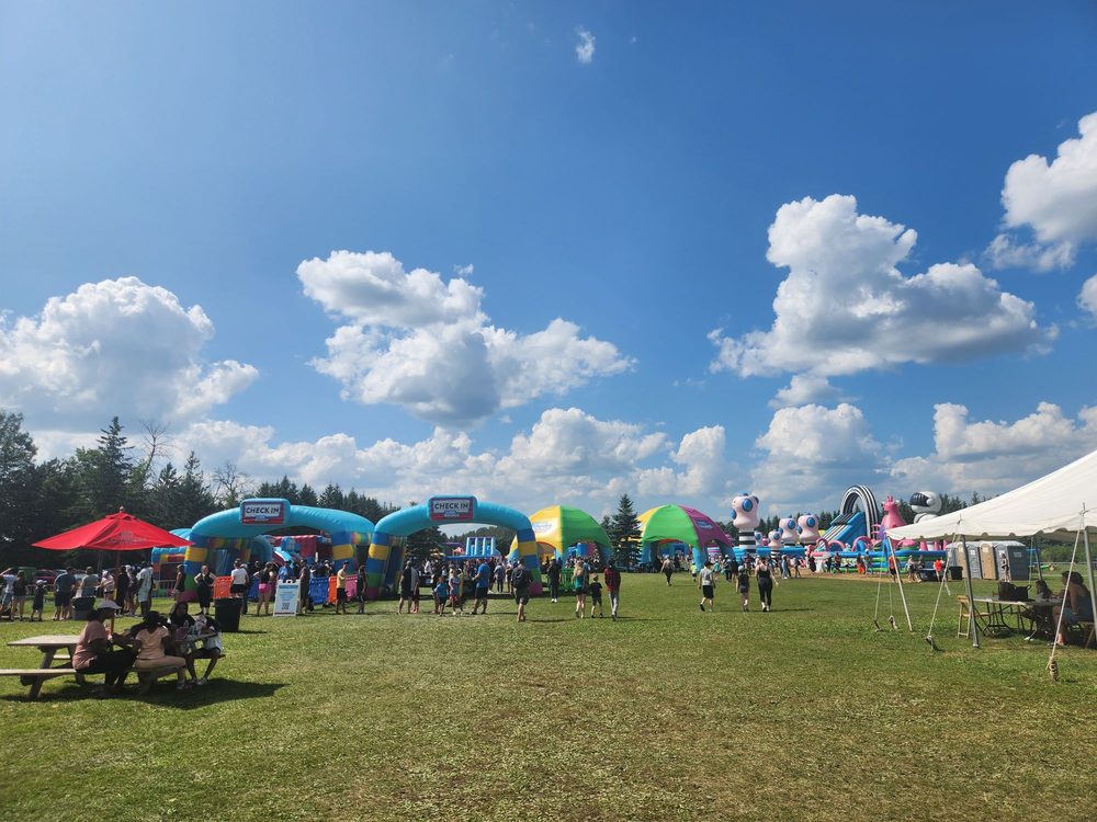 SAUNDERS FARM Updated September 2024 19 Photos & 18 Reviews 7893 Bleeks Rd, Ottawa