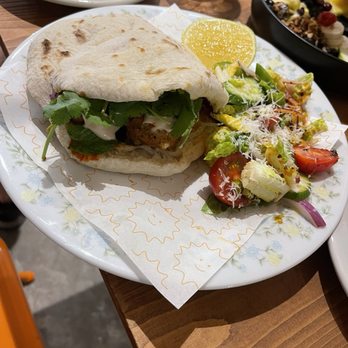 Paradiso Bakery - Falafel - Coffee & Tea Near Me - La Paz, BCS