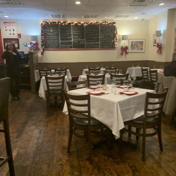 Café Red - Italian Near Me - Kings Park, New York