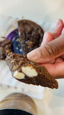 Insomnia Cookies by null