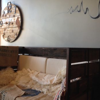 Zuri Coffee - Comfy refinished futon-style couch - Coffee & Tea Near Me - Truckee, California Zuri Coffee - Comfy refinished futon-style couch - Coffee & Tea Near Me - Truckee, California