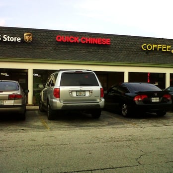 Quick Chinese - cars parked in front of the store - Chinese Near Me - Jacksonville, Florida