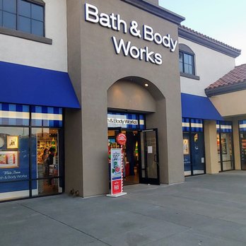 Bath & Body Works - Front Entrance - Cosmetics & Beauty Supply Near Me - Vallejo, California