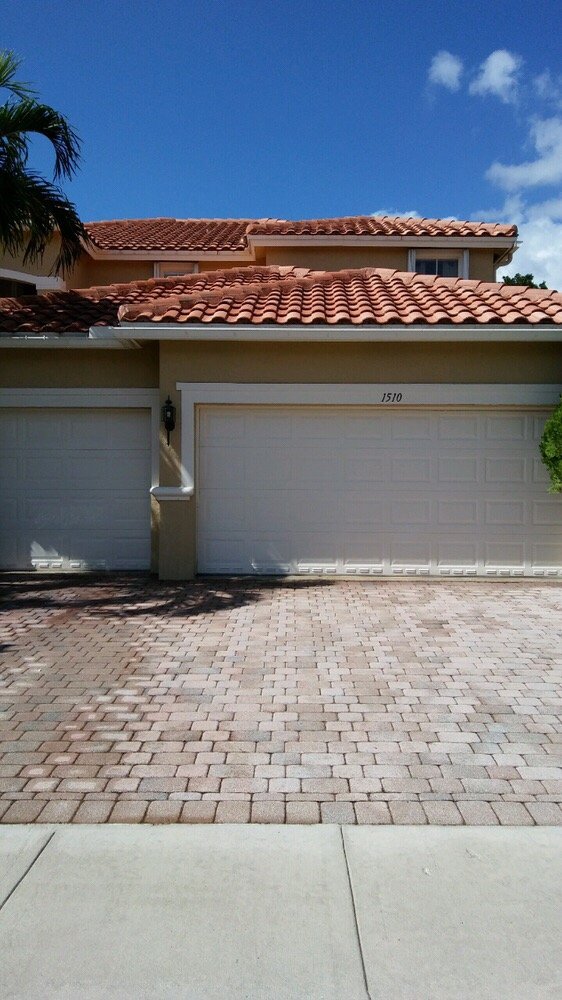 Slide of GetMyRoofCleaned