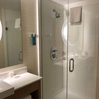 SpringHill Suites Salt Lake City Draper - Bathroom - Hotels Near Me - Draper, Utah