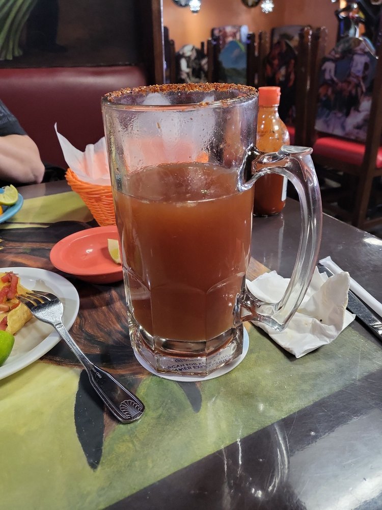 La Casa De La Fiesta Logo