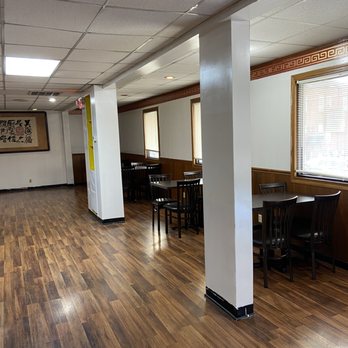China Station - the dining area of a chinese restaurant - Chinese Near Me - Morgantown, West Virginia China Station - the dining area of a chinese restaurant - Chinese Near Me - Morgantown, West Virginia