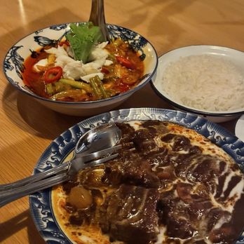 Kalaya - crab karee and beef curry - Thai Near Me - Philadelphia, Pennsylvania