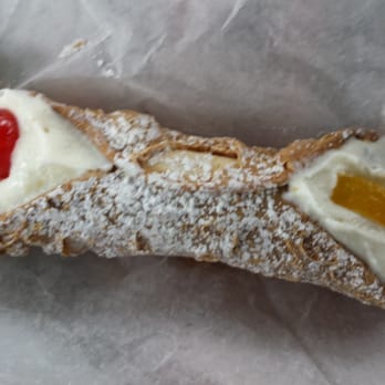 Cannoli Plus - Second best cannoli in town - Desserts Near Me - Brooklyn, New York