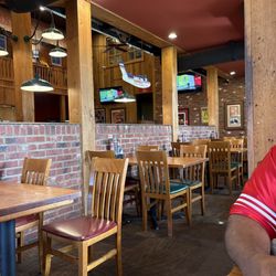 Corky's BBQ - Inside