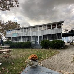 The Osprey - View of restaurant from marina