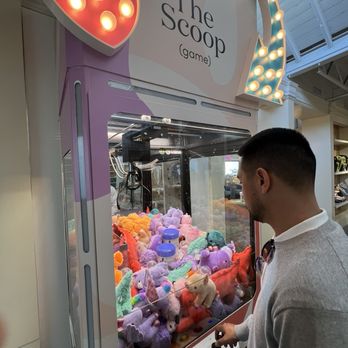 Babylist Beverly Hills - Free claw machine game to win formula or a stuffed animal - Baby Gear & Furniture Near Me - Beverly Hills, California Babylist Beverly Hills - Free claw machine game to win formula or a stuffed animal - Baby Gear & Furniture Near Me - Beverly Hills, California
