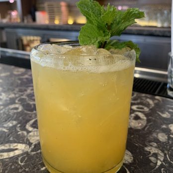 Not Your Average Joe's - Woodbridge - Peachy Keen - New American Near Me - Woodbridge, Virginia