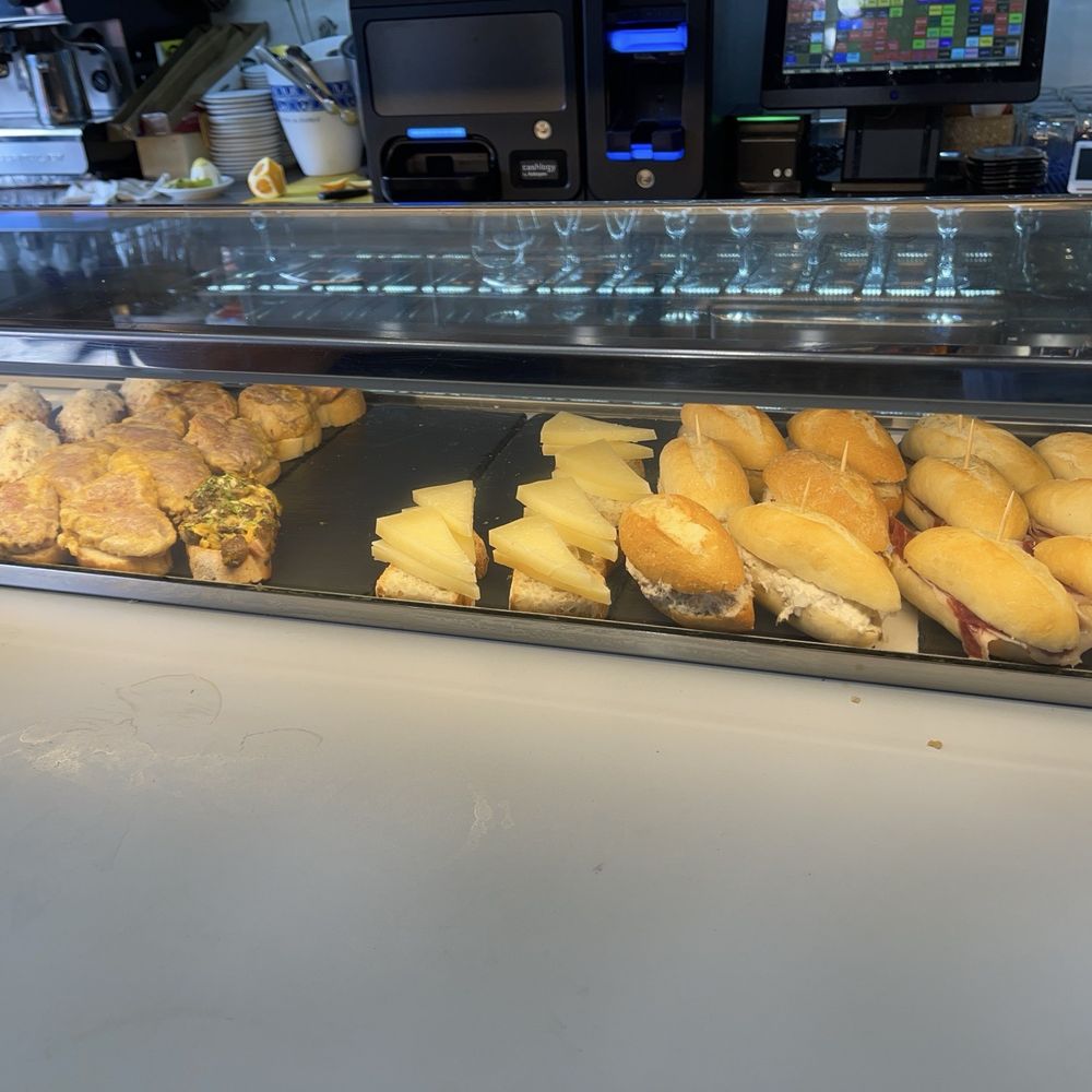 Bacaicoa - Penche bar - Tapas Bars Near Me - Bilbao, BI