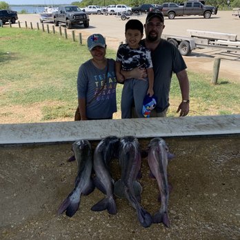 Bones Fishing Guide Service - Caught 4 catfish from 7-10 lbs - Fishing Near Me - San Antonio, Texas
