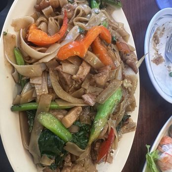 Thai Me Up - Pad Kee Mow - Thai Near Me - Fresno, California Thai Me Up - Pad Kee Mow - Thai Near Me - Fresno, California