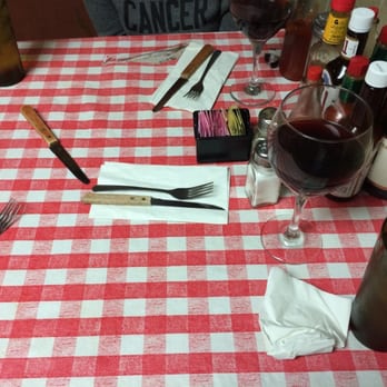 Doe's Eat Place - Speaks a thousand words - Steakhouses Near Me - Greenville, Mississippi Doe's Eat Place - Speaks a thousand words - Steakhouses Near Me - Greenville, Mississippi