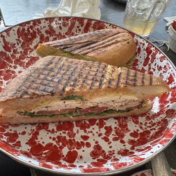Il Tramezzino - Studio City - Firenze Panini & Grilled Breast of Chicken Sandwich - Italian Near Me - Studio City, California