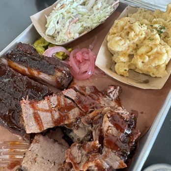 Mostly Smoked - Brisket & rib platter w/ 2 sides (slaw & Mac) - Barbeque Near Me - Manalapan Township, New Jersey
