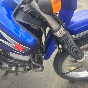 Mobile Moto Mechanics - This was left hanging with no bolts. Have to get new bolts and fix it myself. - Motorcycle Repair Near Me Mobile Moto Mechanics - This was left hanging with no bolts. Have to get new bolts and fix it myself. - Motorcycle Repair Near Me