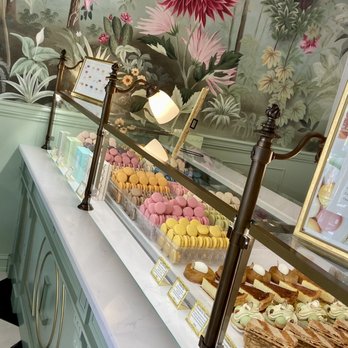Laduree - Macaroons - Patisserie/Cake Shop Near Me - Bethesda, Maryland