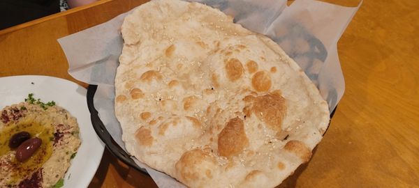 Arabesque on Devine by null